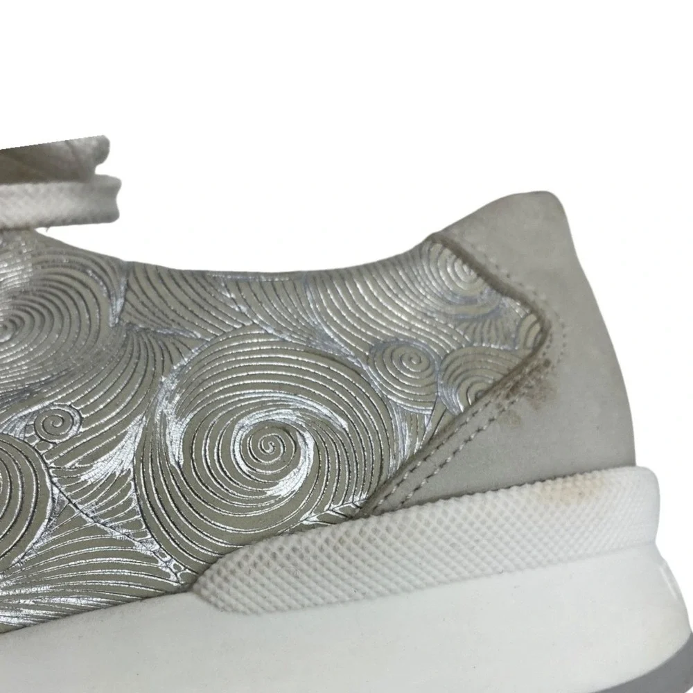 Finn Comfort Womens 6.5 Silver Swirl Leather Lace Up Walking Sneakers Germany